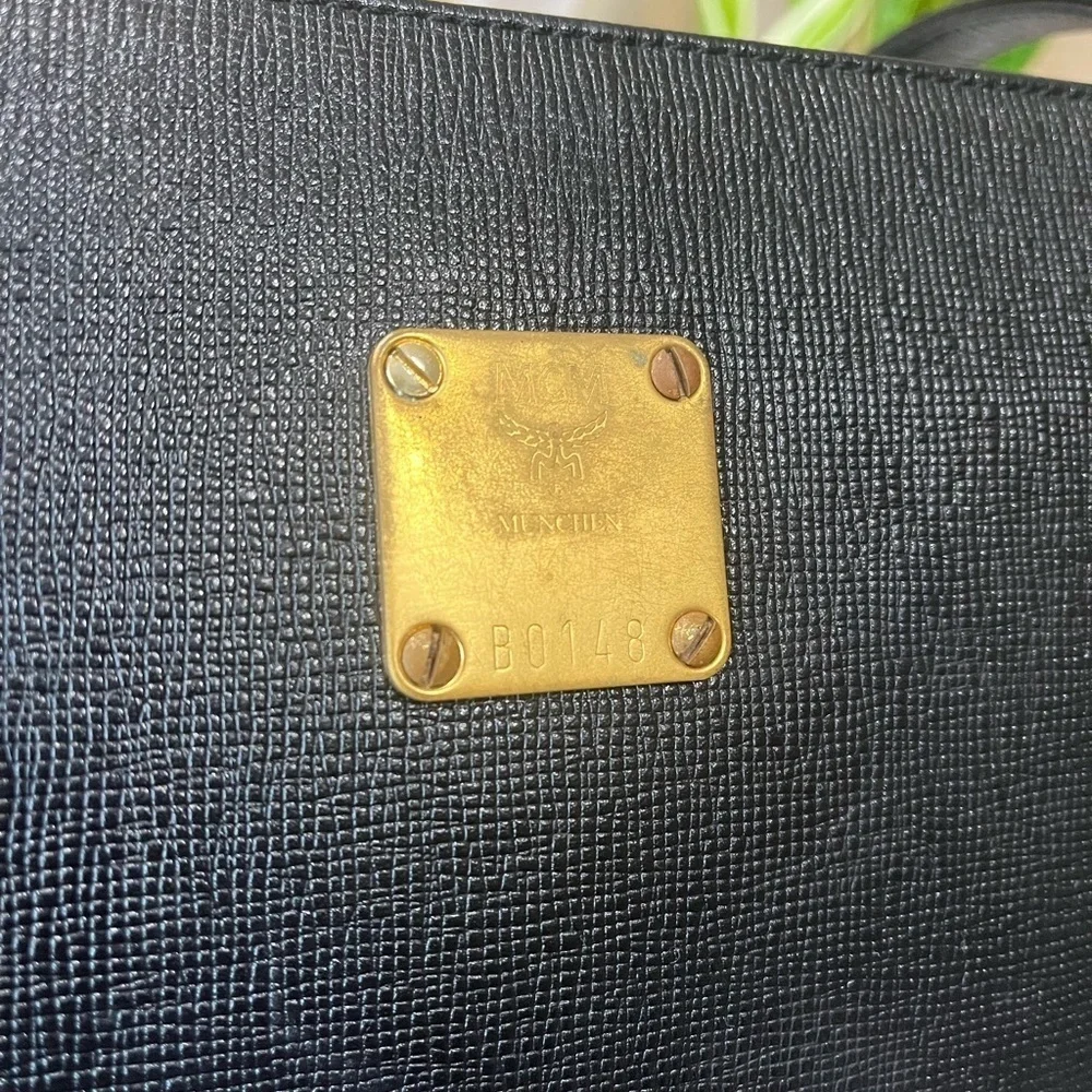 MCM BLACK LONG HANDLE TOTE - Picture 3 of 12